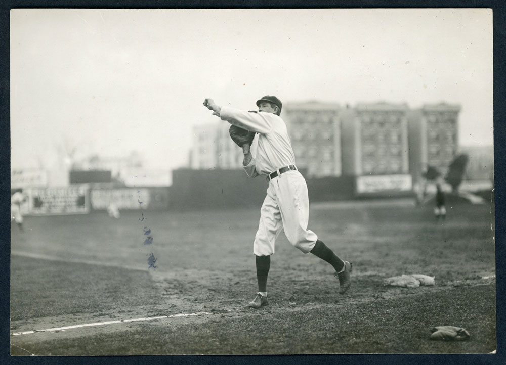 Hal Chase – at the Hilltop, 1909 – The Chapman Deadball Collection